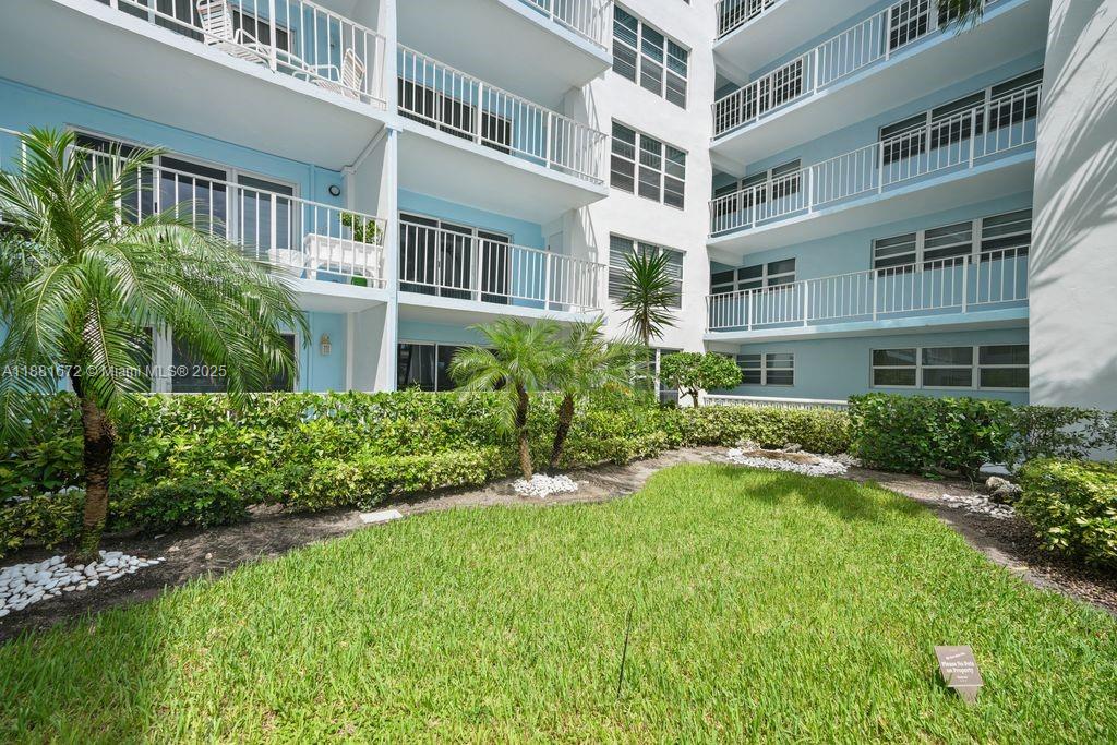 LEISURE MAR CONDO - Residential