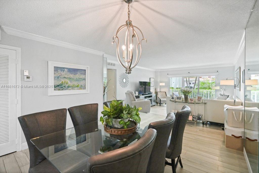 LEISURE MAR CONDO - Residential
