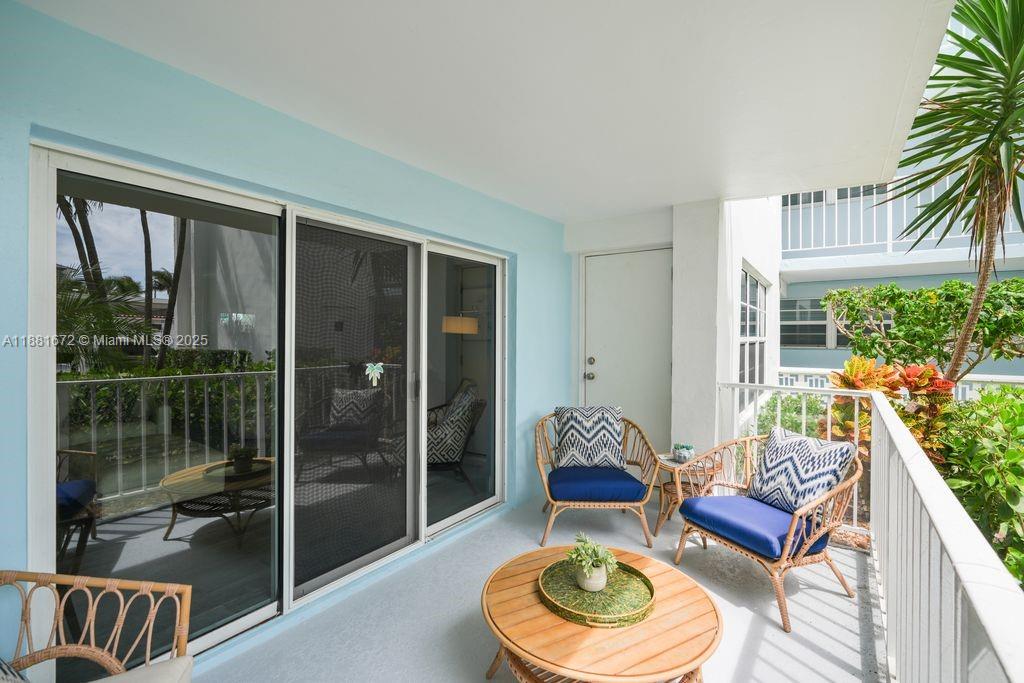 LEISURE MAR CONDO - Residential