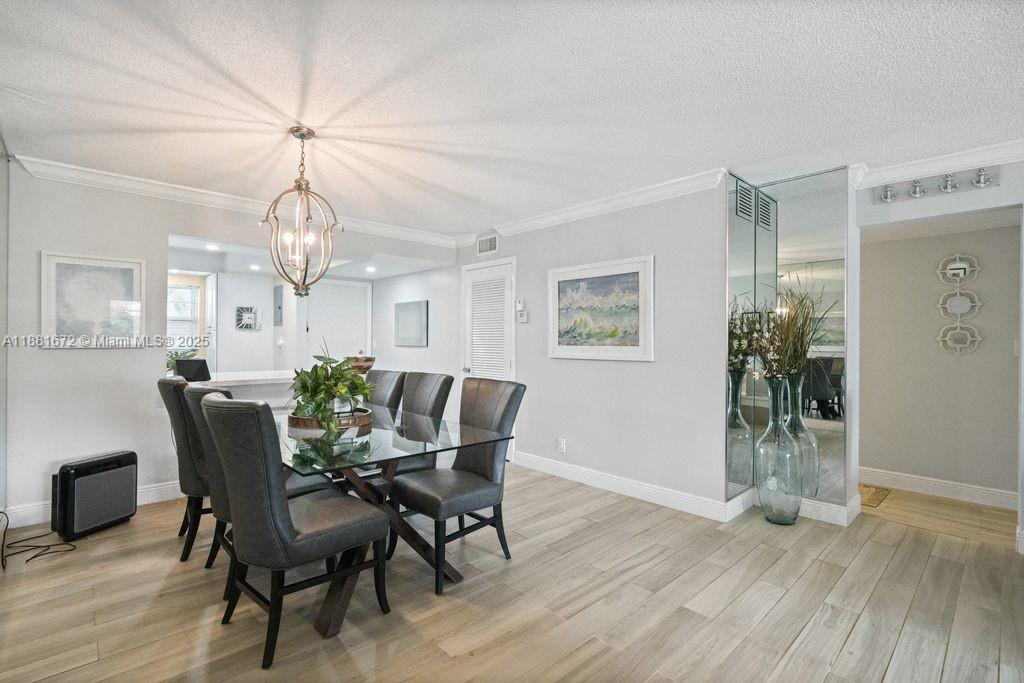 LEISURE MAR CONDO - Residential