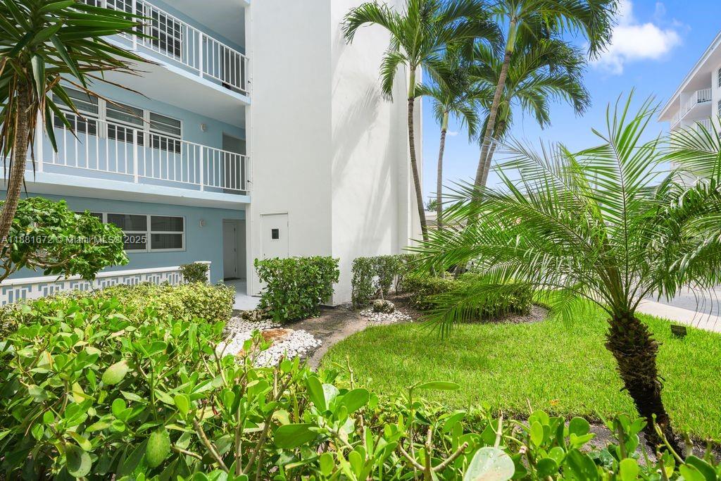 LEISURE MAR CONDO - Residential