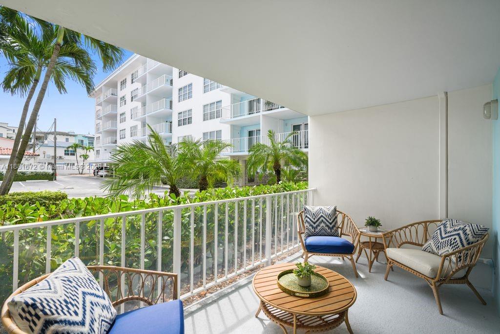 LEISURE MAR CONDO - Residential