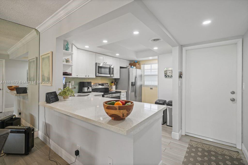 LEISURE MAR CONDO - Residential