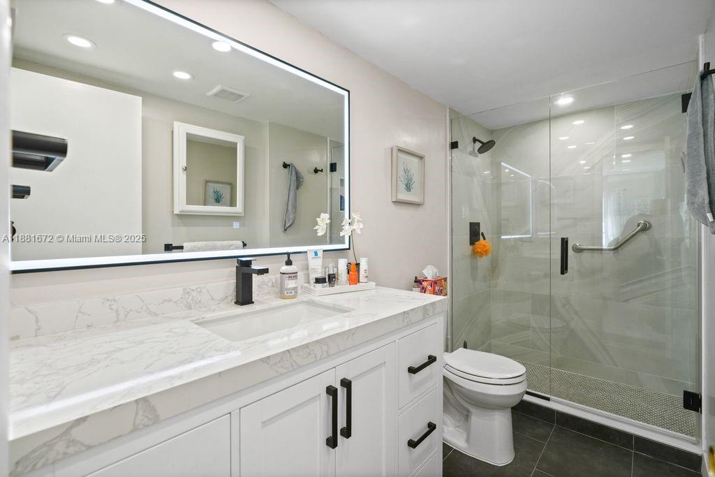 LEISURE MAR CONDO - Residential