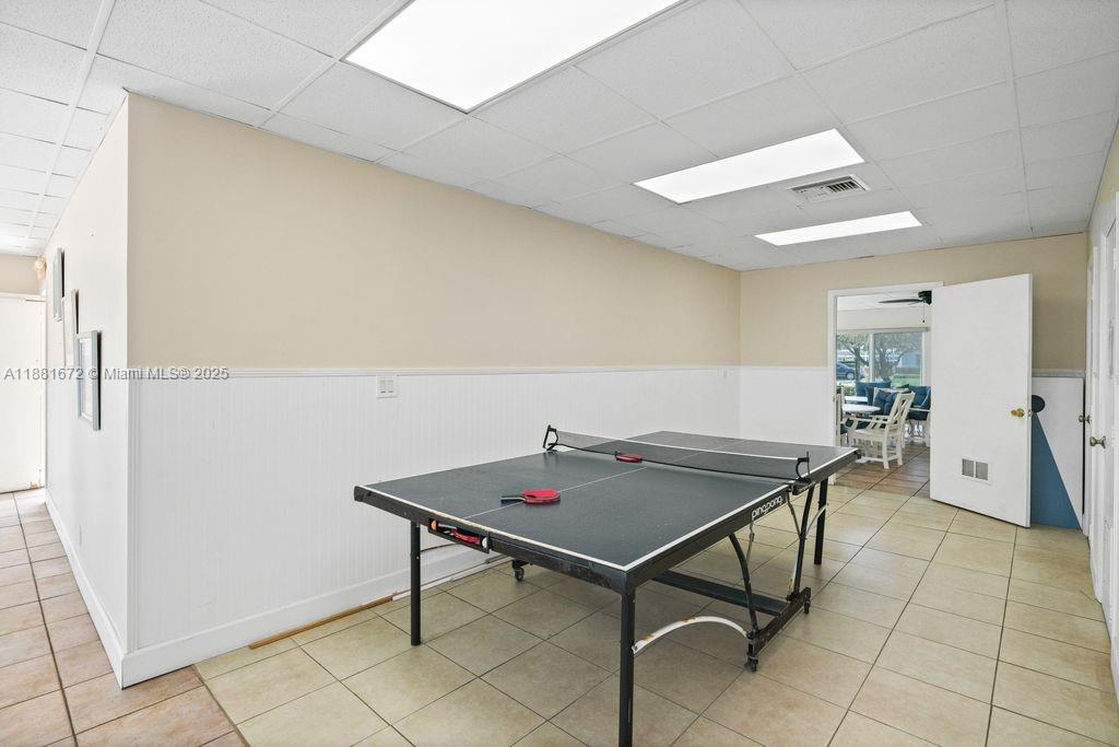LEISURE MAR CONDO - Residential