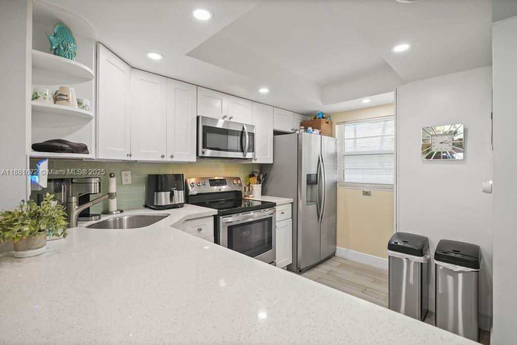LEISURE MAR CONDO - Residential