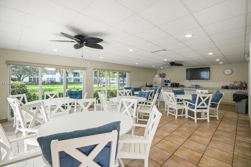 LEISURE MAR CONDO - Residential