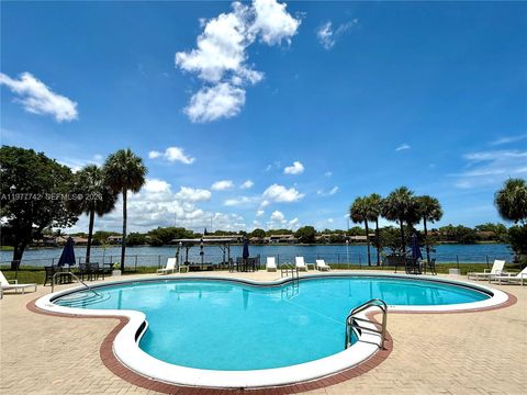 Tiny photo for 671 NE 195th St #205E, Miami, FL 33179 (MLS # A11977742)