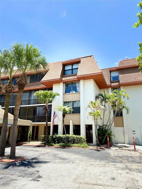 Tiny photo for 671 NE 195th St #205E, Miami, FL 33179 (MLS # A11977742)