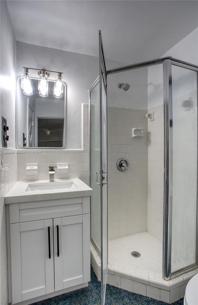 BREEZESWEPT ESTATES 1ST A - Residential Lease