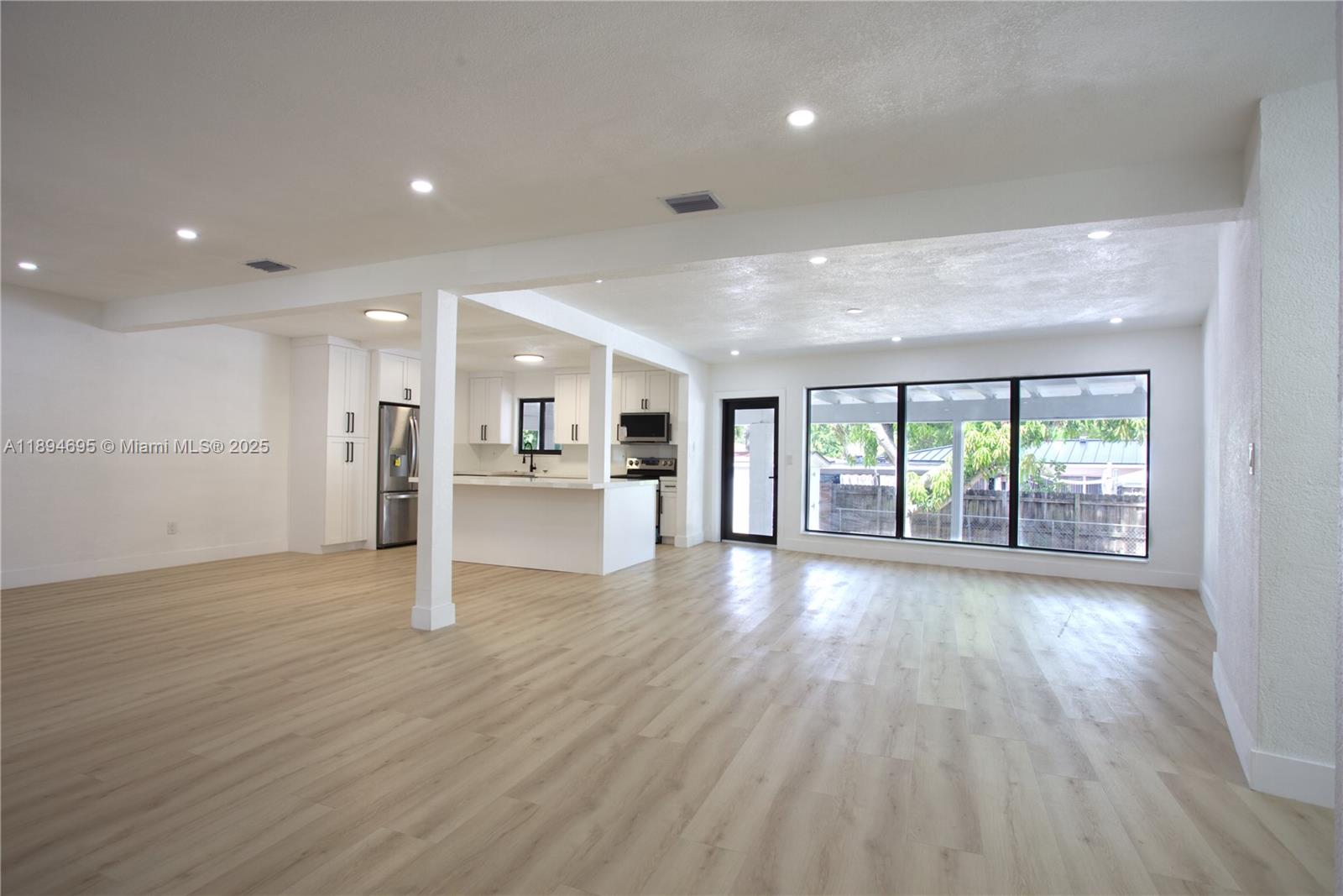 BREEZESWEPT ESTATES 1ST A - Residential Lease