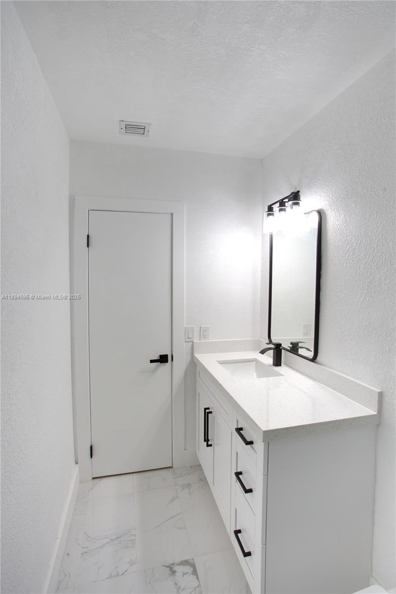 BREEZESWEPT ESTATES 1ST A - Residential Lease