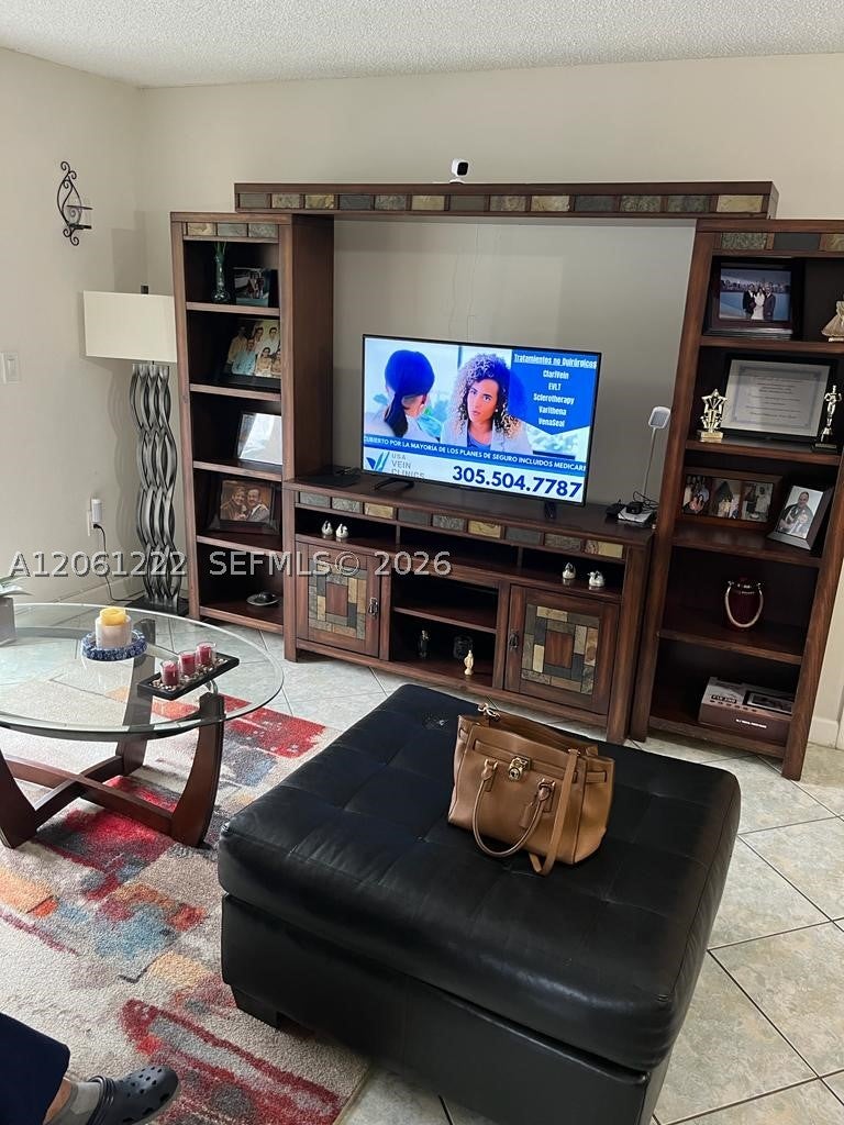 4803 NW 7th St 30614, Miami FL 33126