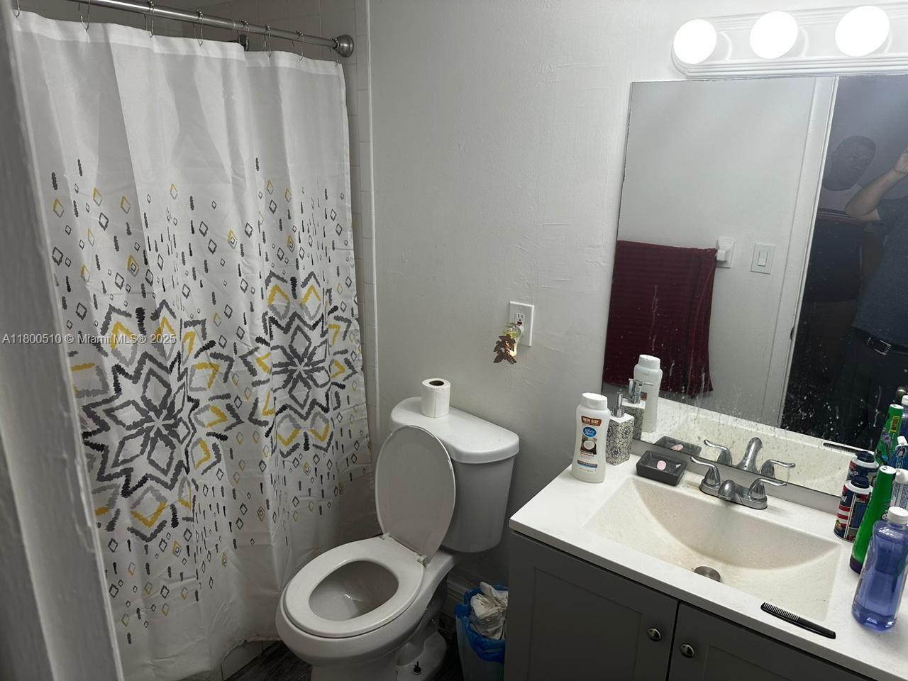 OLA CONDO - Residential