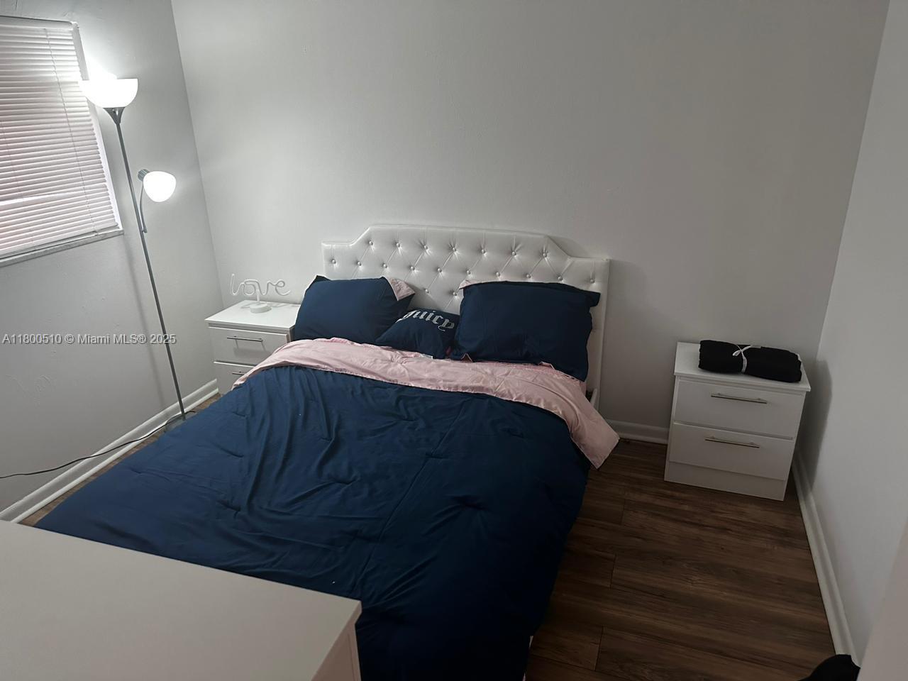 OLA CONDO - Residential