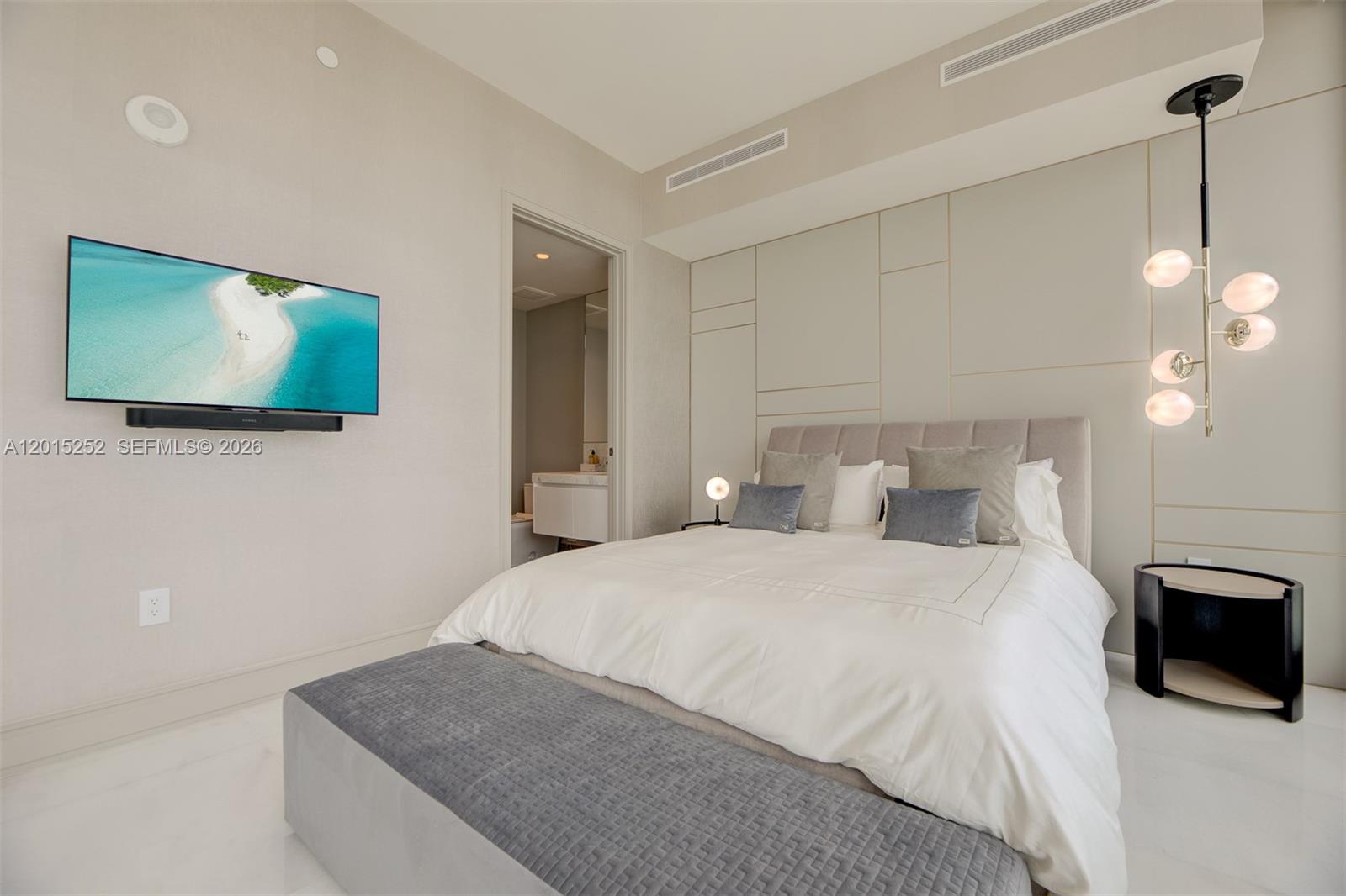 NORTH BISCAYNE BEACH AMEN - Residential