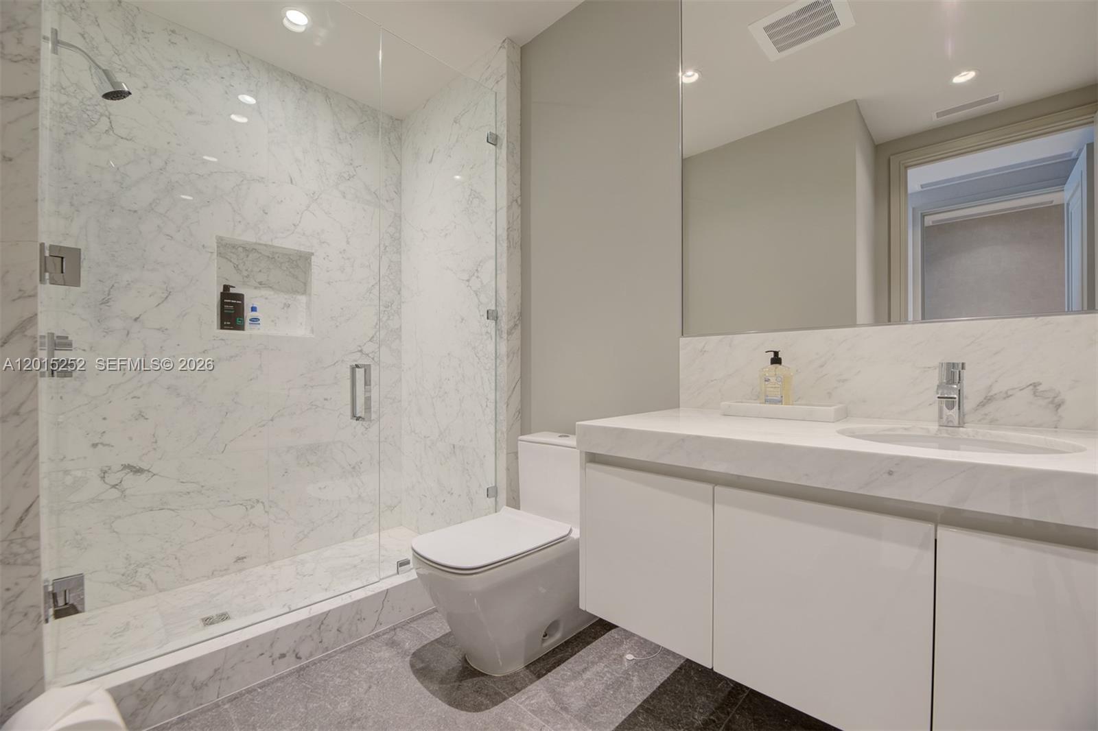 NORTH BISCAYNE BEACH AMEN - Residential