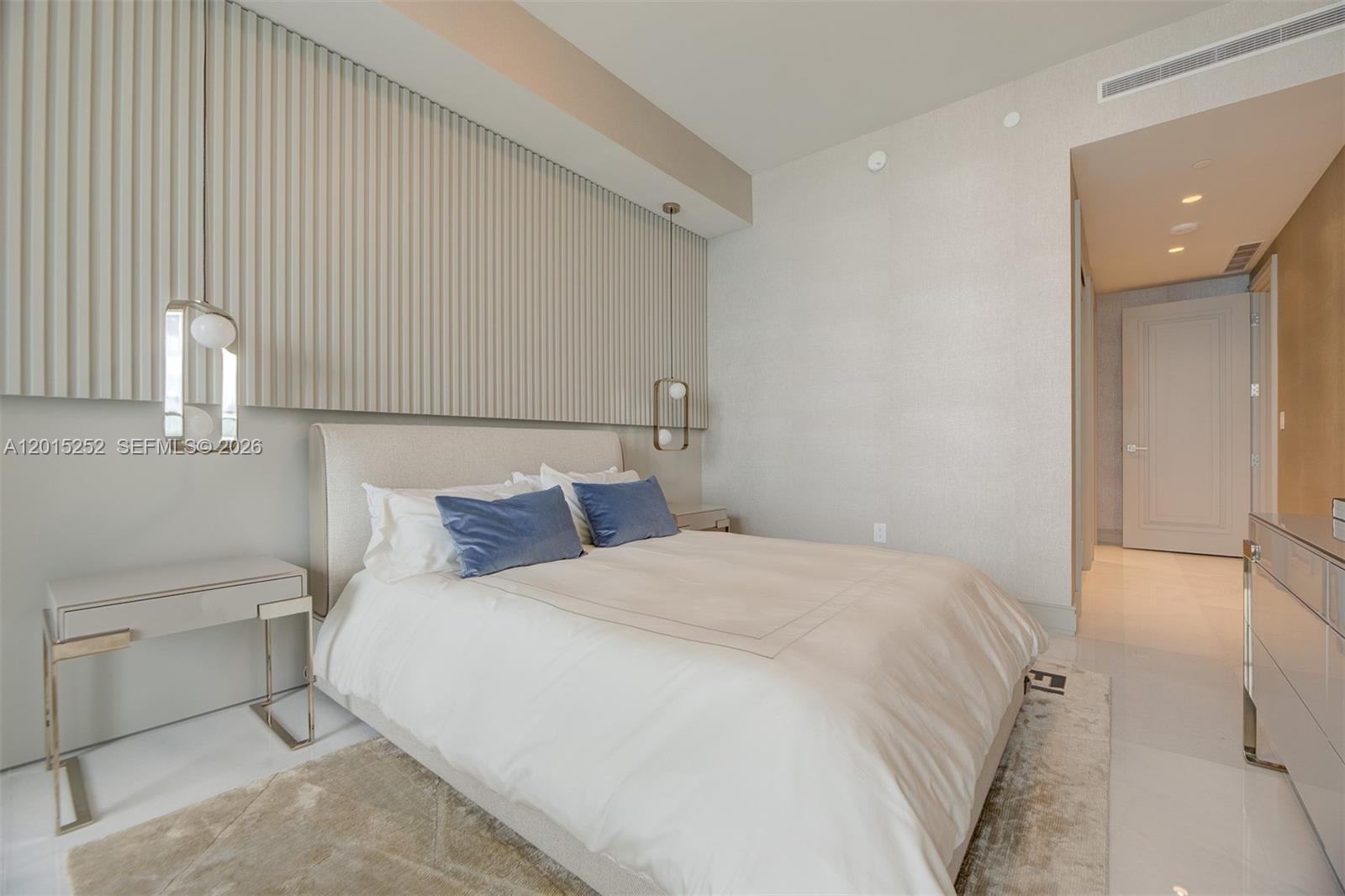 NORTH BISCAYNE BEACH AMEN - Residential