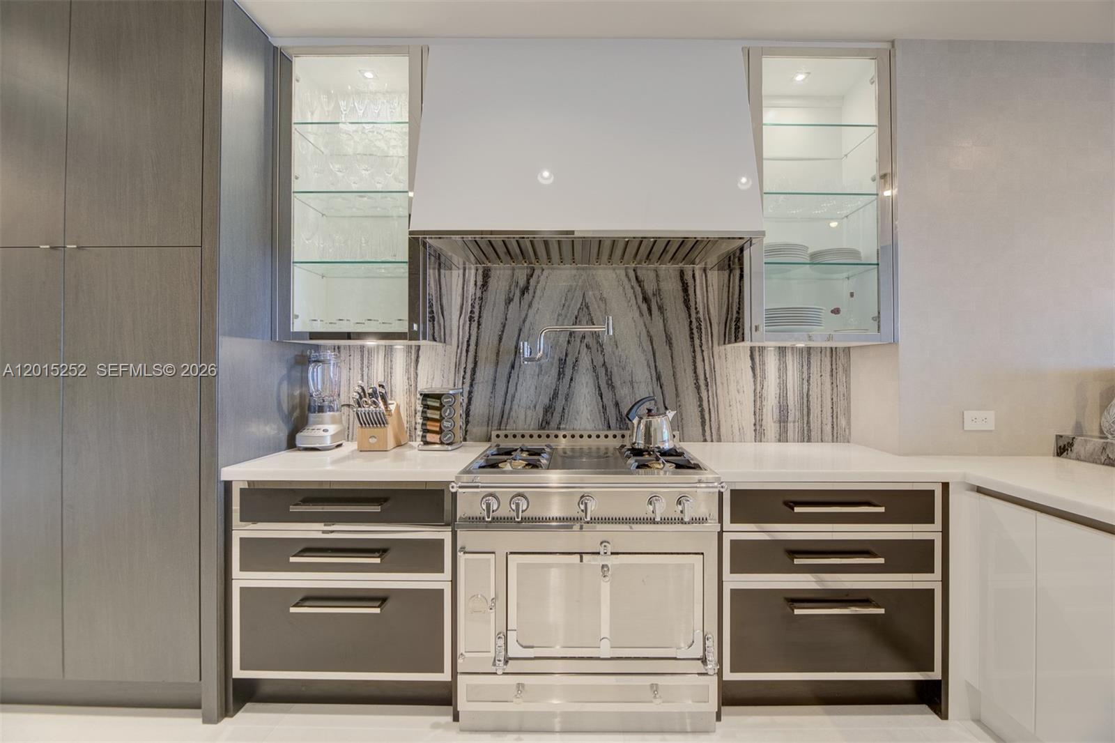 NORTH BISCAYNE BEACH AMEN - Residential