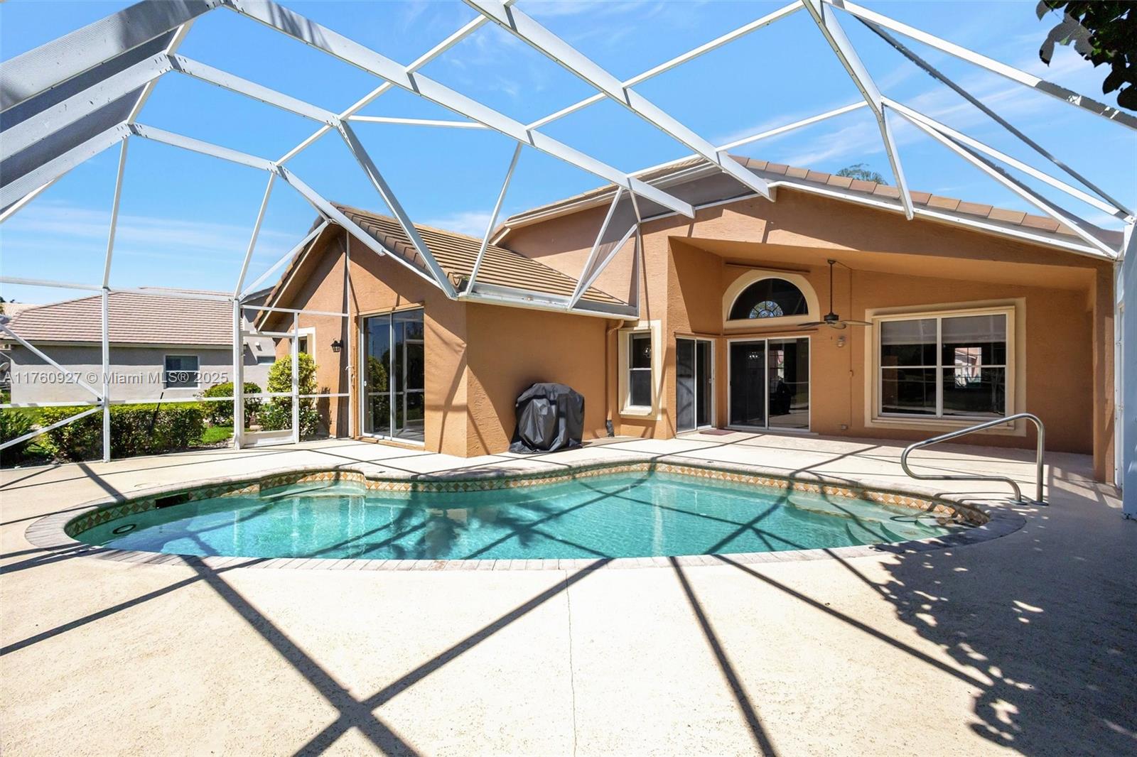 BINKS FOREST OF THE LANDI - Residential