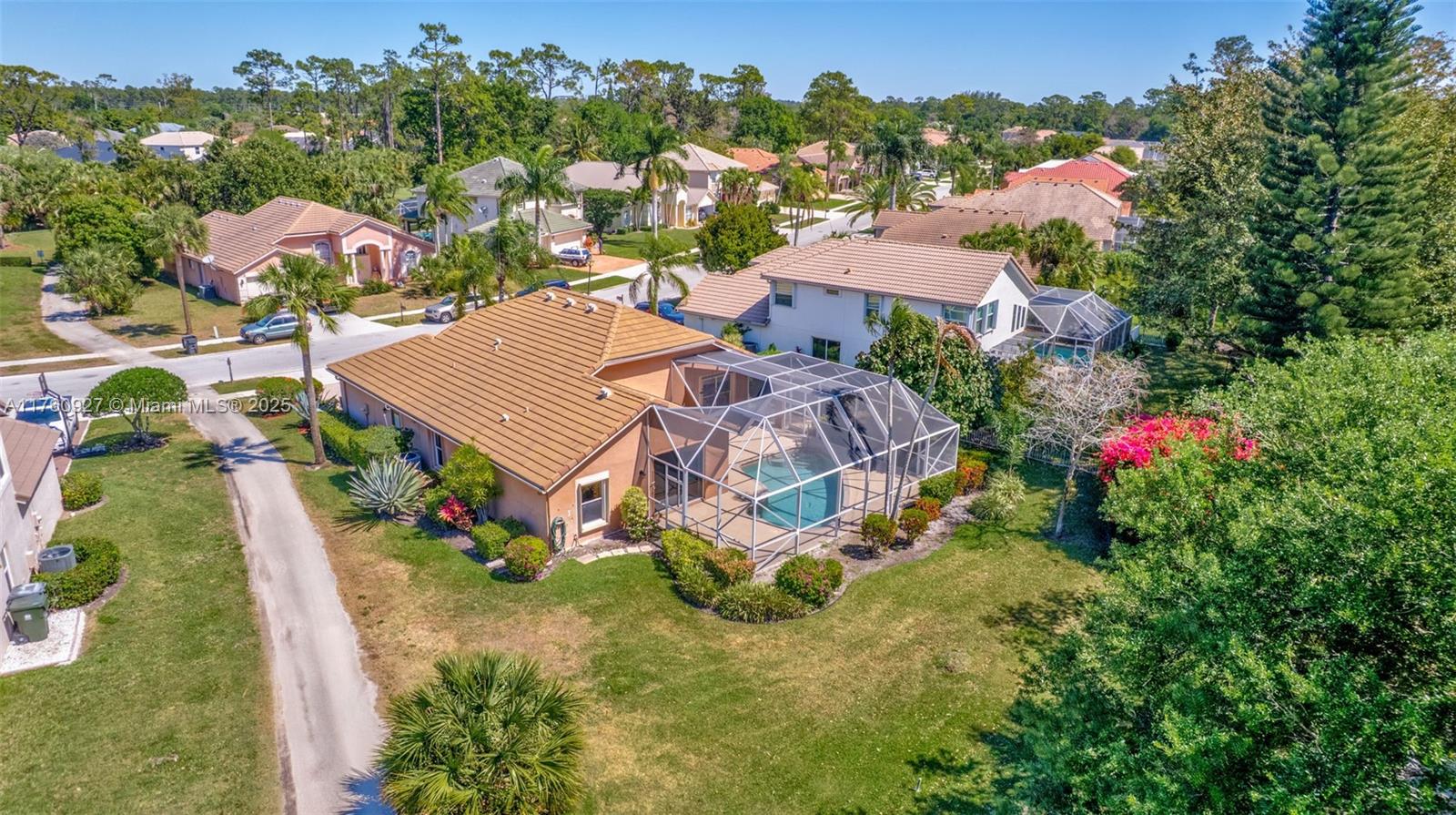 BINKS FOREST OF THE LANDI - Residential