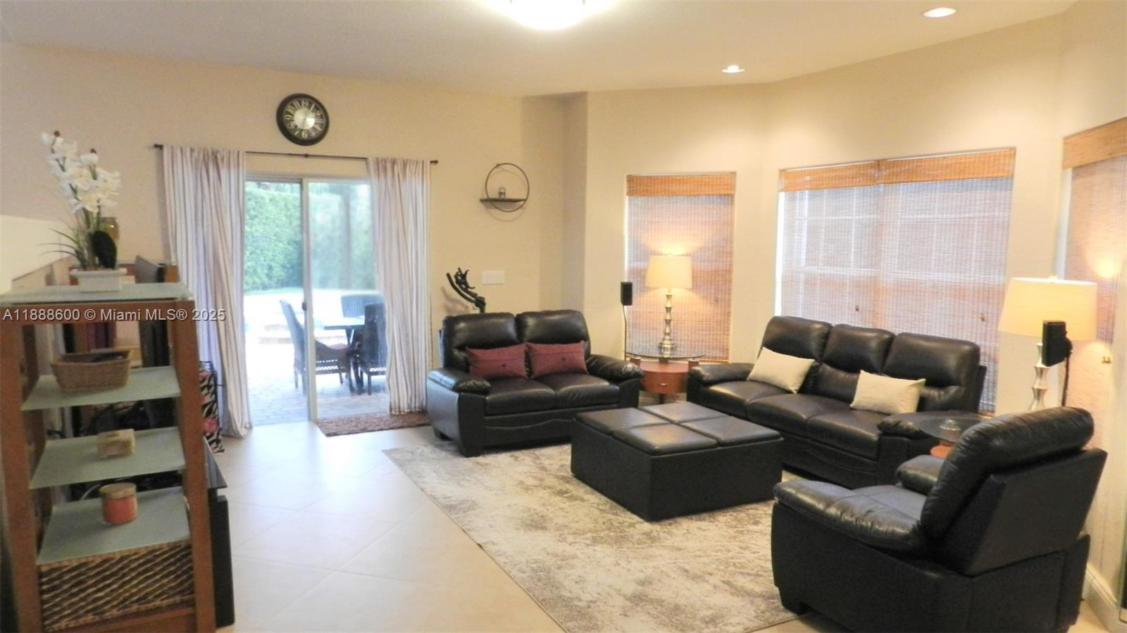 LA COSTA - Residential Lease