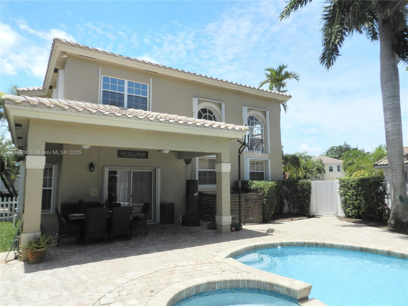 LA COSTA - Residential Lease