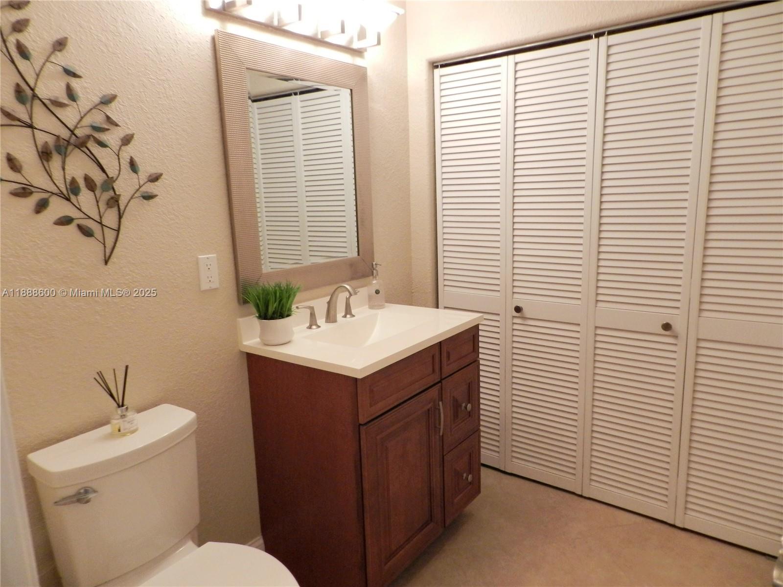 LA COSTA - Residential Lease