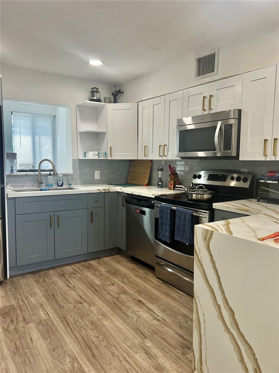 OVERBROOK SHORES NO-2 - Residential Lease