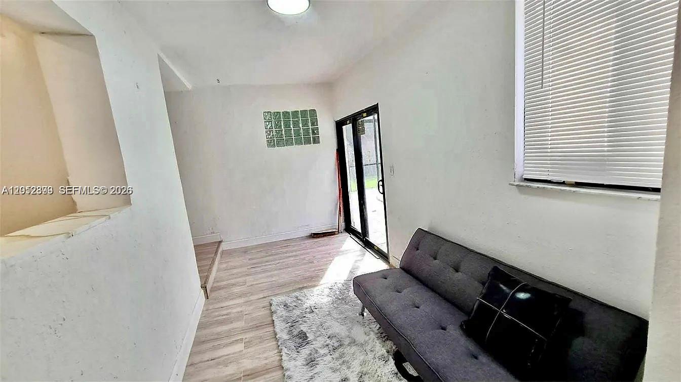 OVERBROOK SHORES NO-2 - Residential Lease