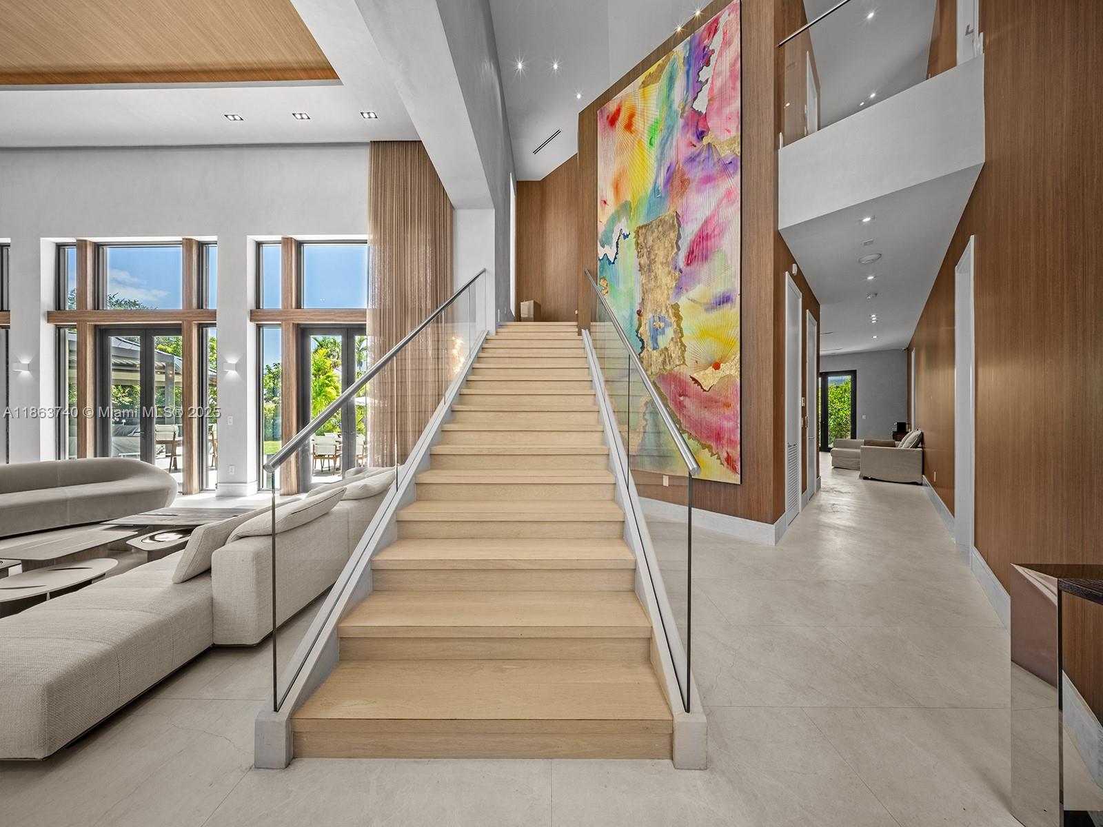 PINECREST - Residential