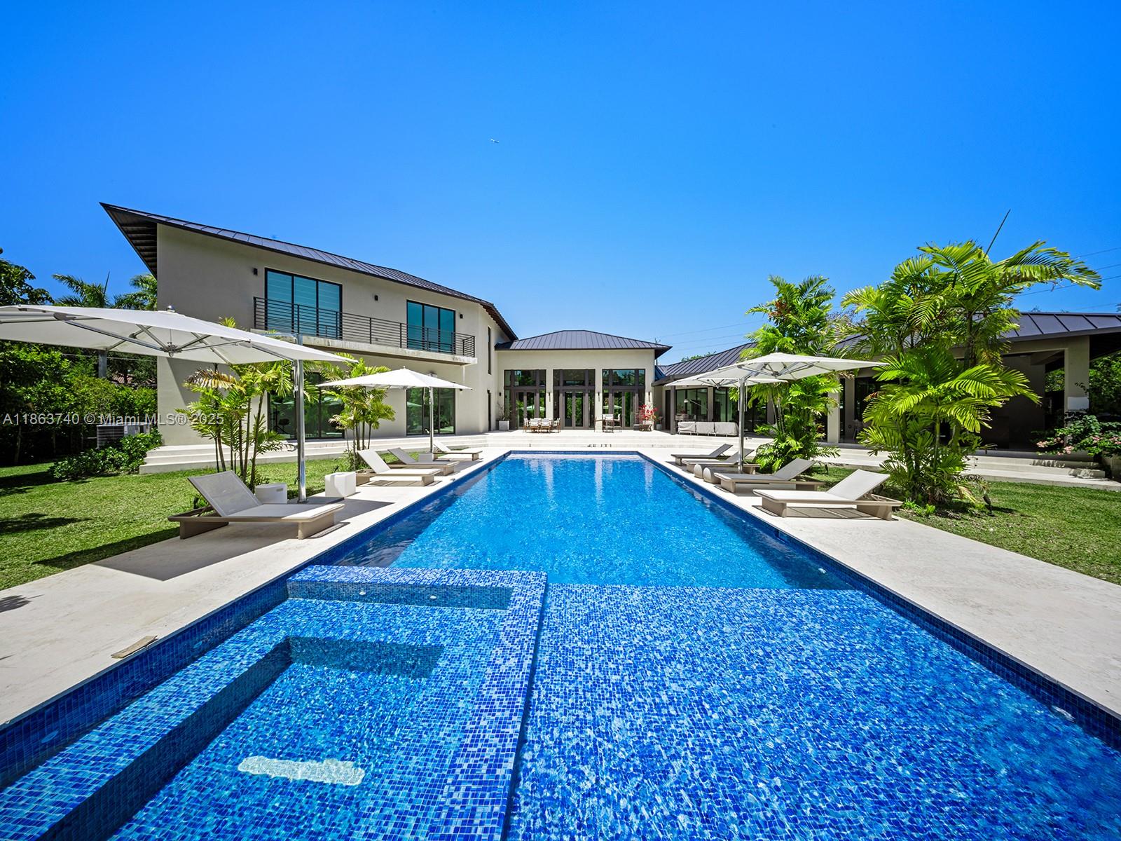 PINECREST - Residential