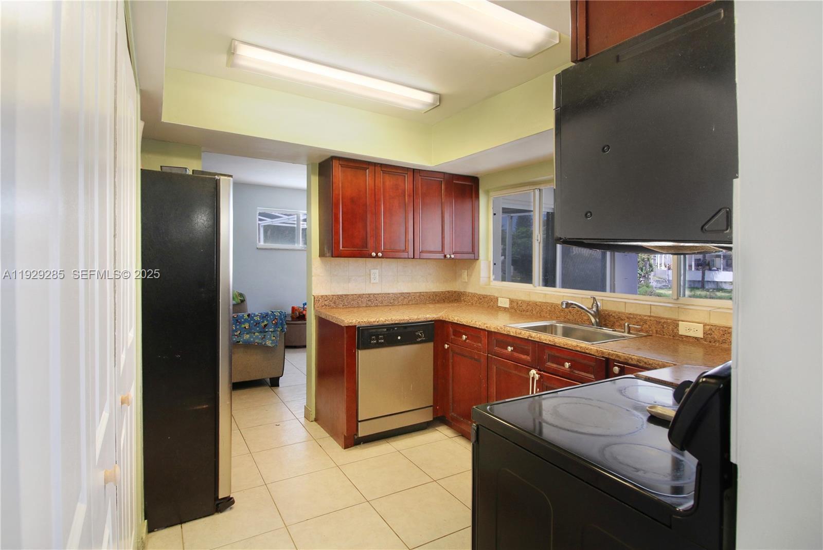 MIRAMAR ISLES SEC 2 - Residential