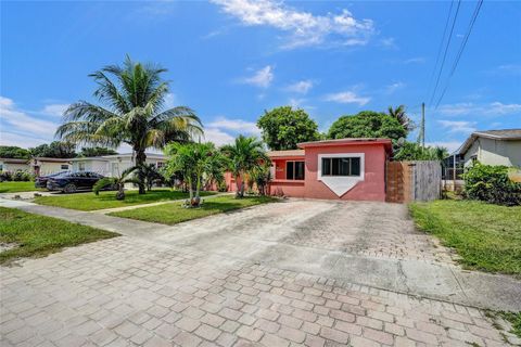 A home in Lauderdale Lakes