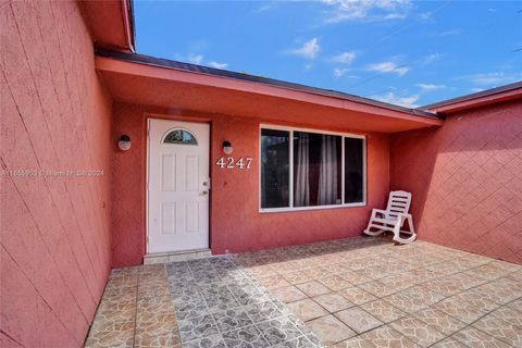 A home in Lauderdale Lakes