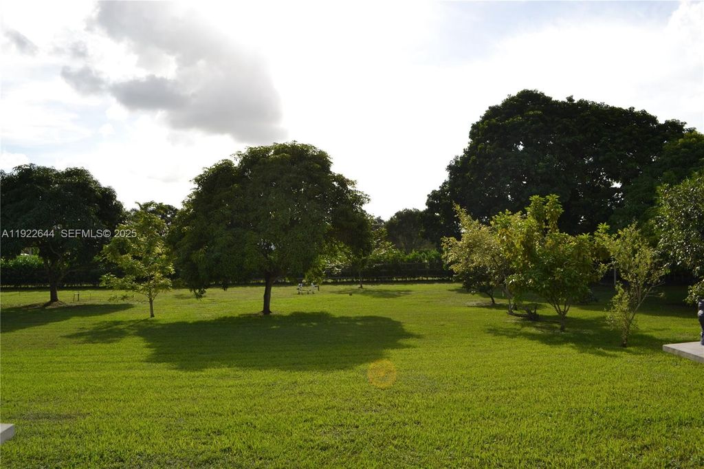 Photo of 5425 SW 190th Ave, Southwest Ranches, FL 33332 (MLS # A11922644)