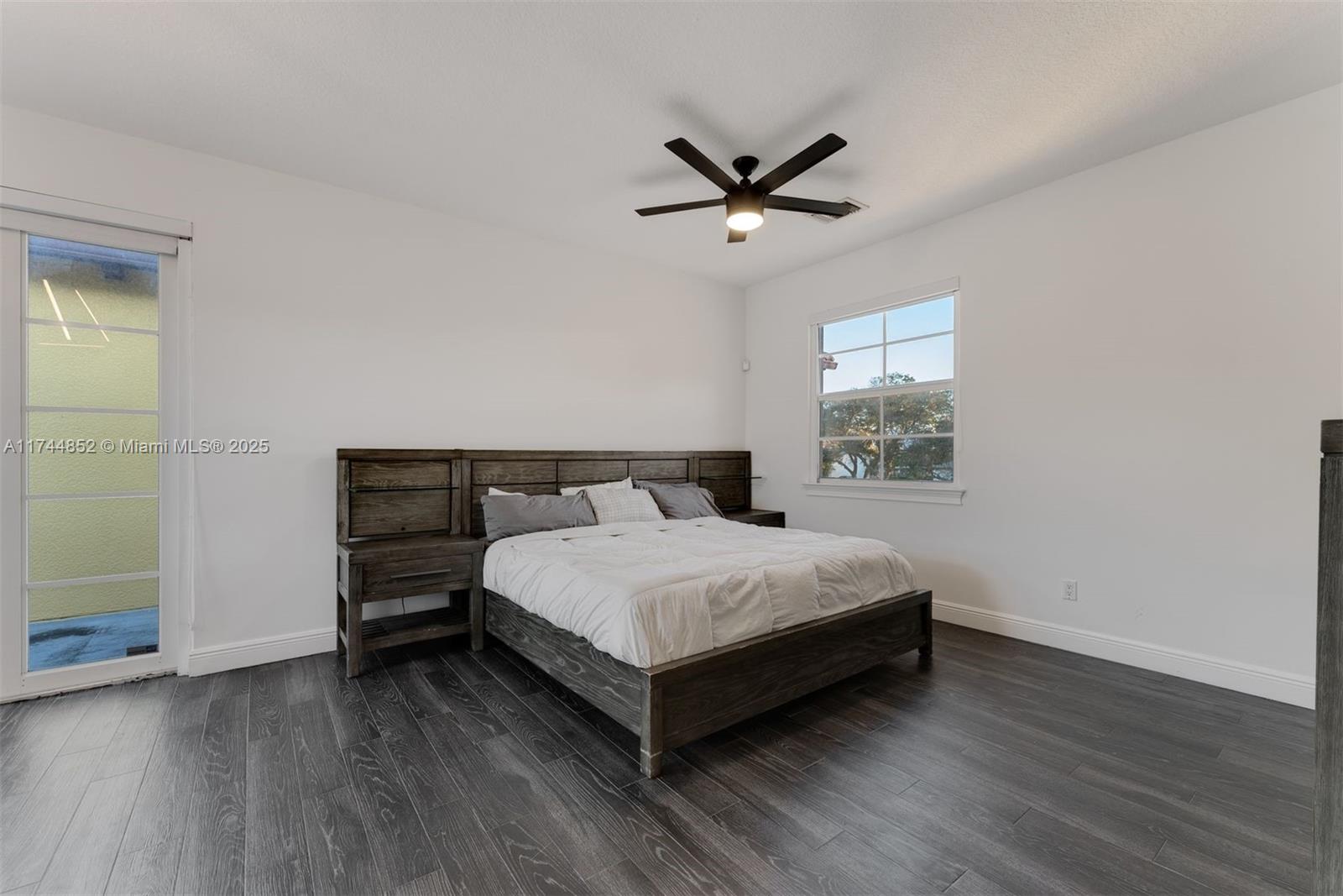 ROYAL POINCIANA - Residential
