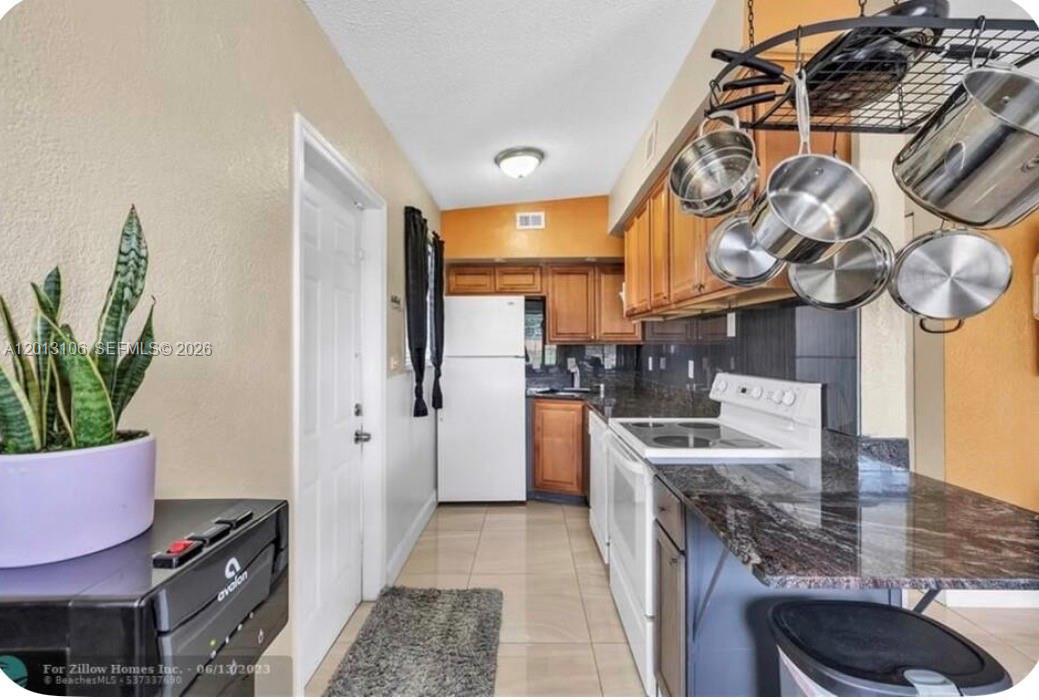 4720 NE 14th Ave