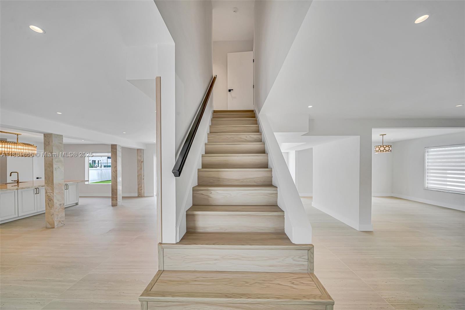 EASTERN SHORES 1ST ADDN - Residential