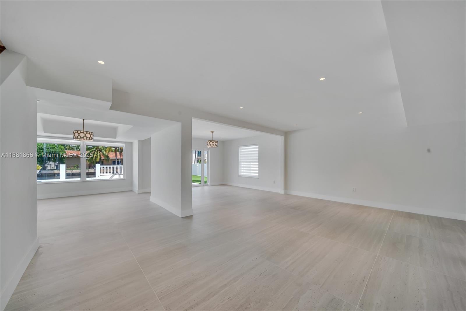 EASTERN SHORES 1ST ADDN - Residential