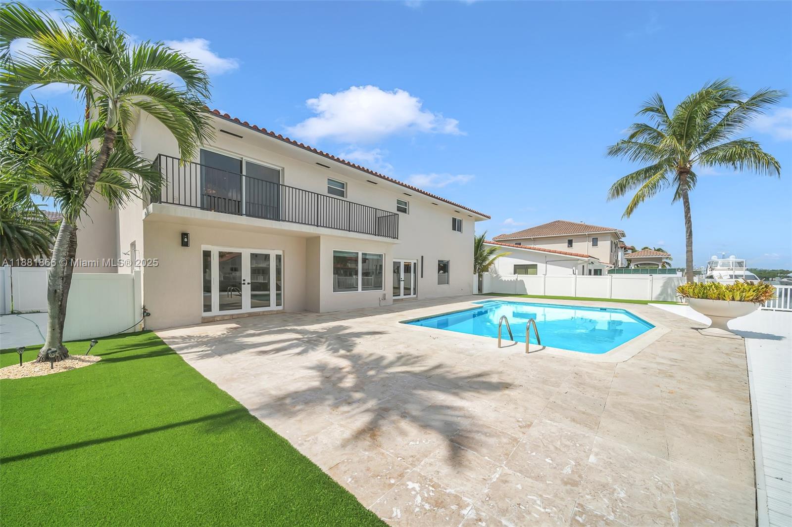 EASTERN SHORES 1ST ADDN - Residential