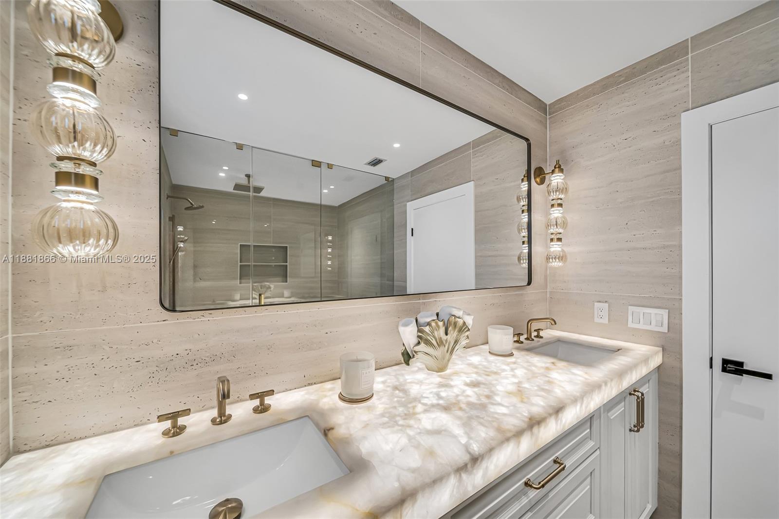 EASTERN SHORES 1ST ADDN - Residential