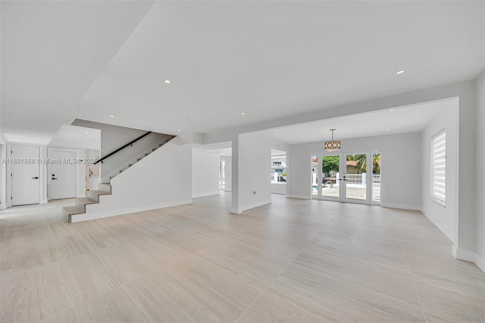 EASTERN SHORES 1ST ADDN - Residential