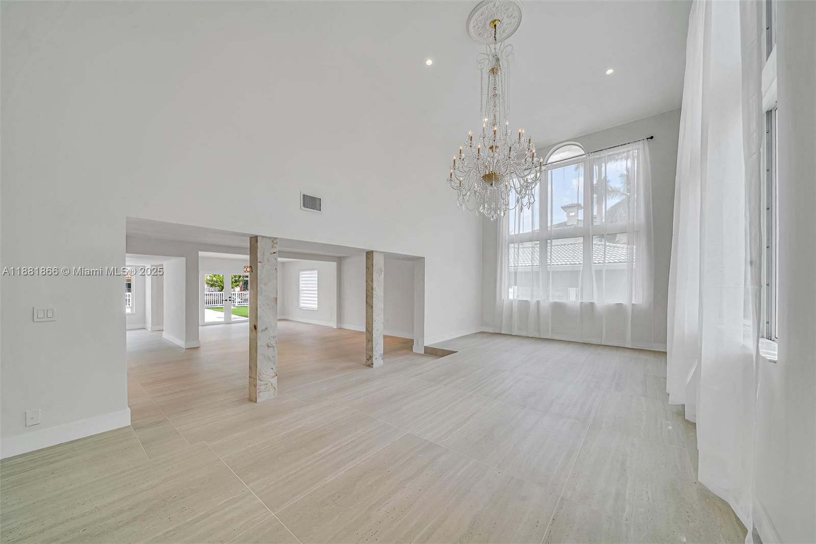 EASTERN SHORES 1ST ADDN - Residential