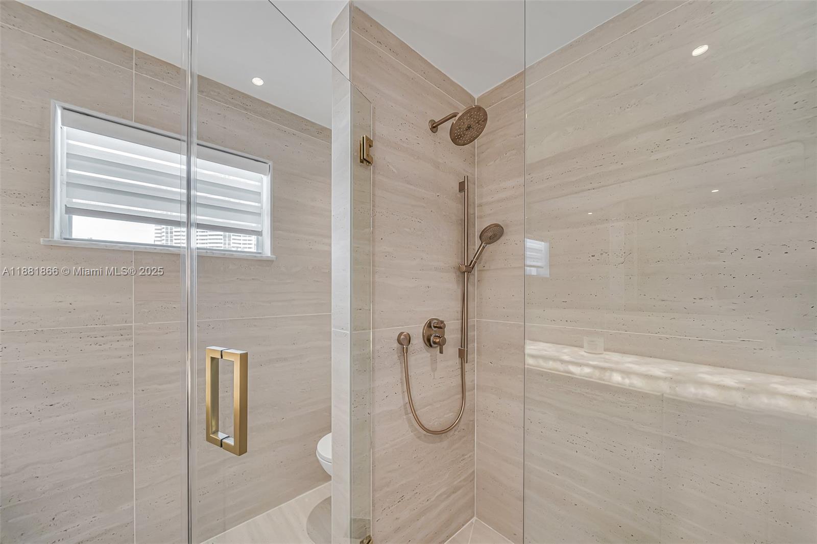 EASTERN SHORES 1ST ADDN - Residential