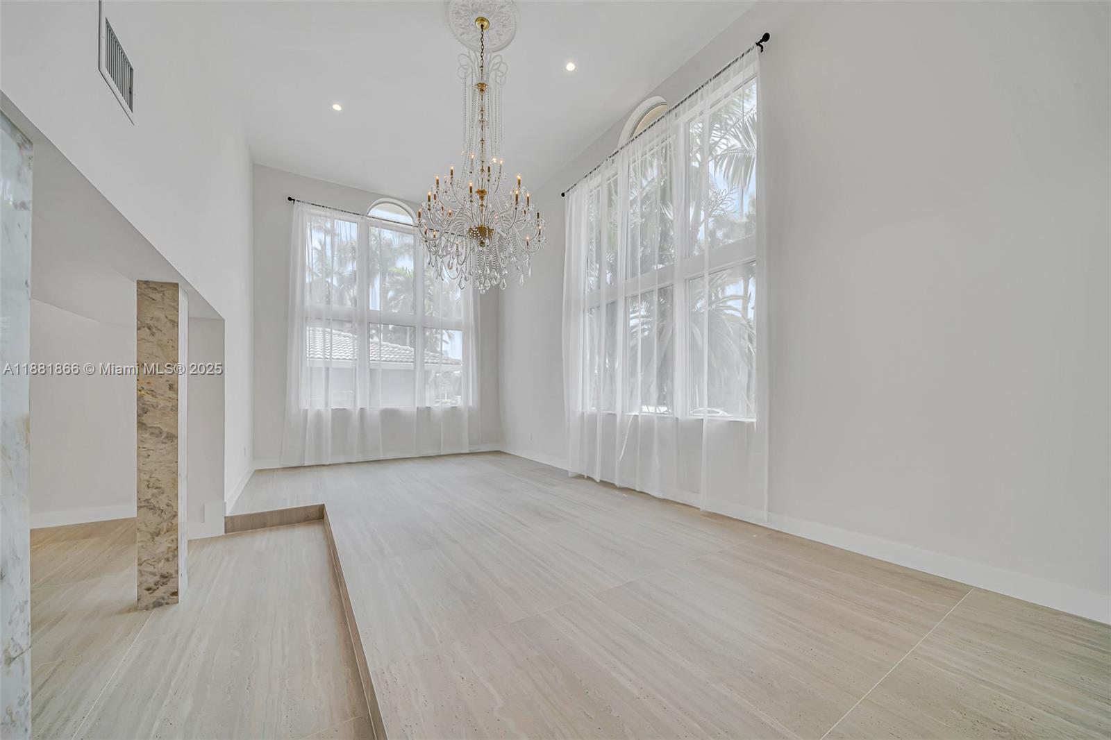 EASTERN SHORES 1ST ADDN - Residential