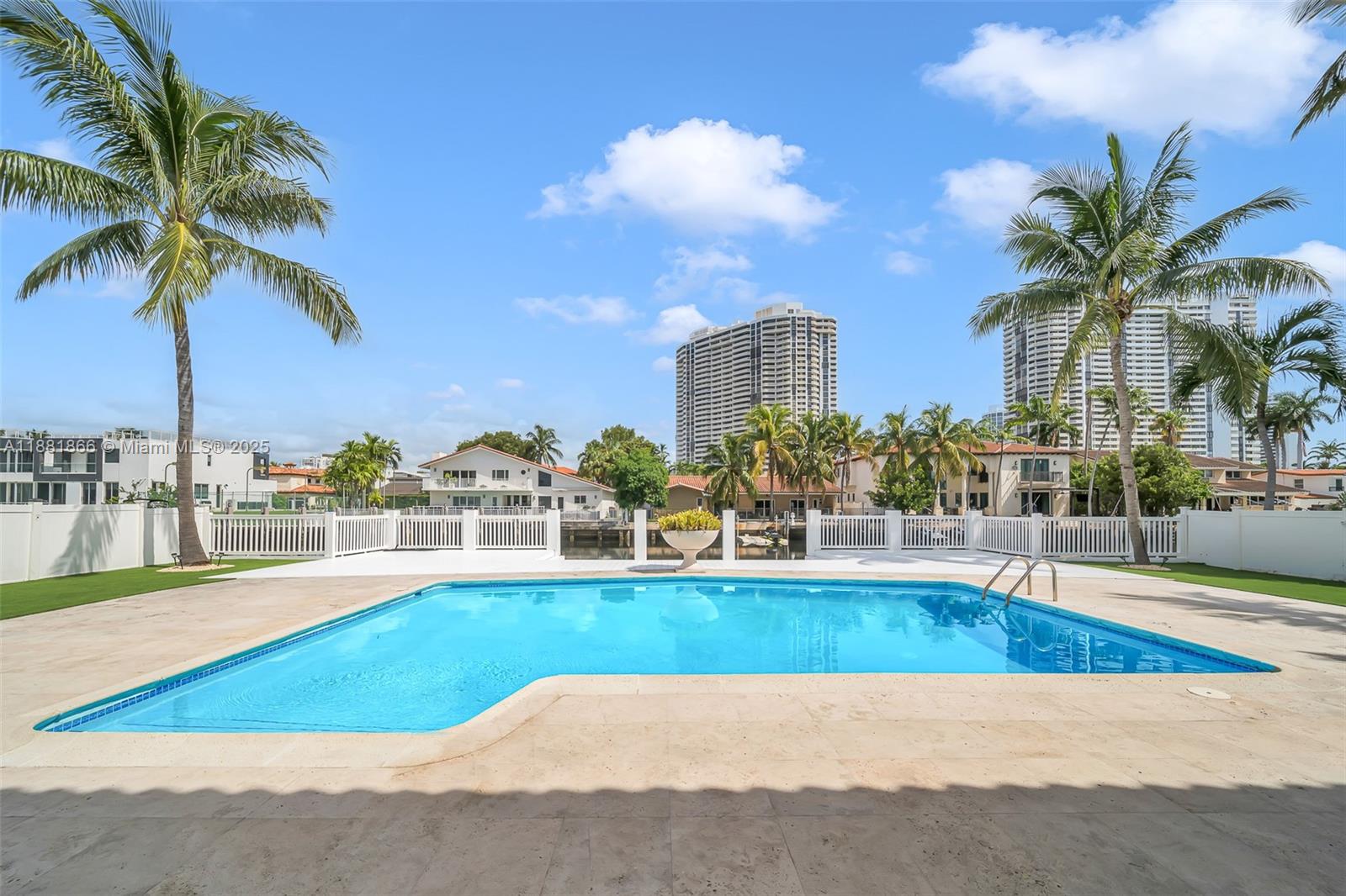 EASTERN SHORES 1ST ADDN - Residential