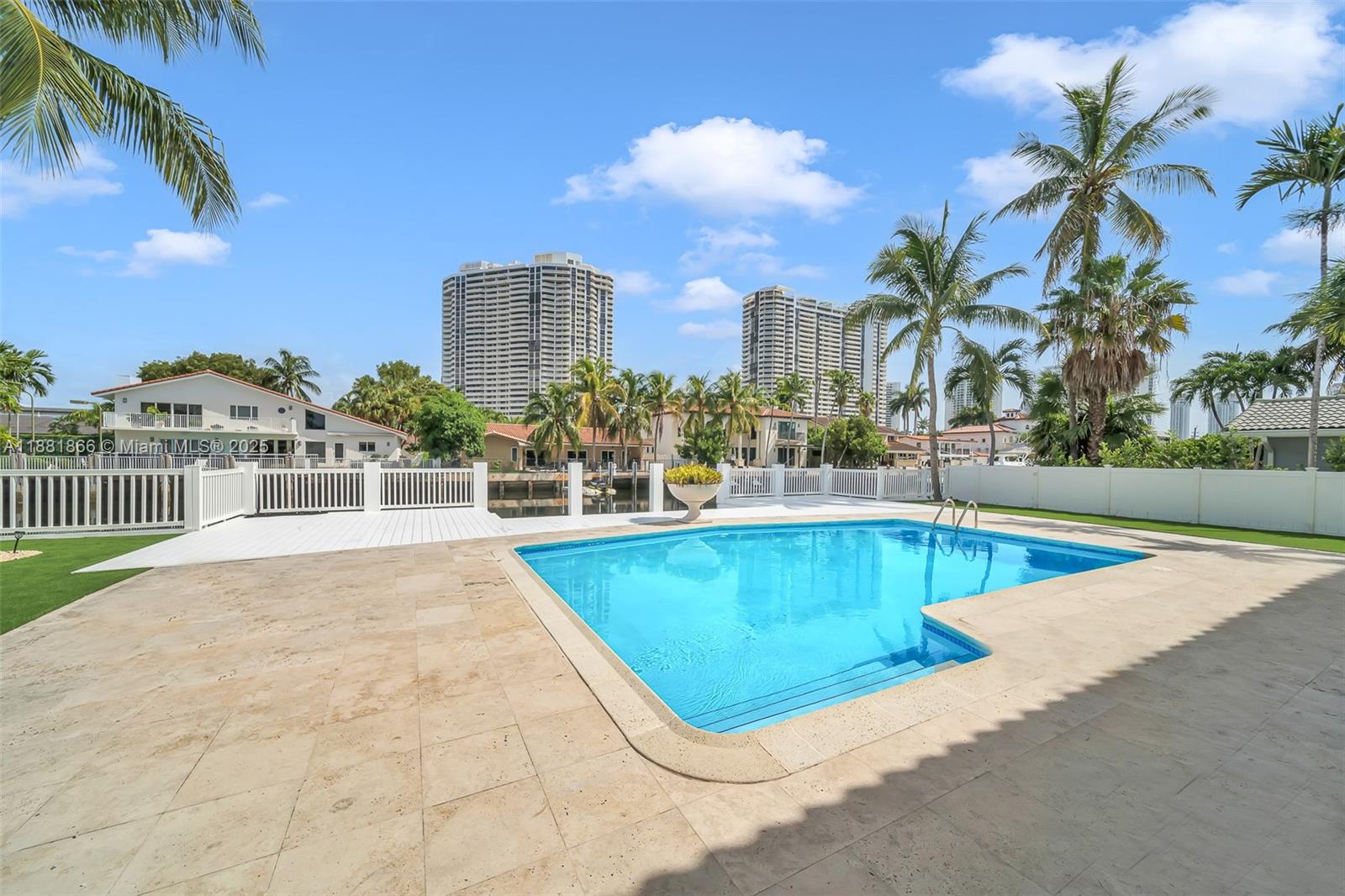 EASTERN SHORES 1ST ADDN - Residential