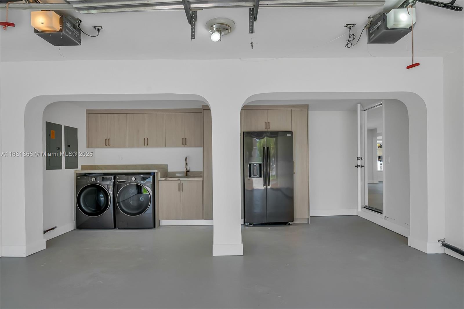 EASTERN SHORES 1ST ADDN - Residential