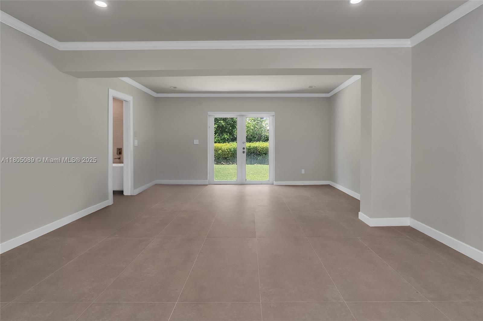 SNAPPER CREEK VILLAGE AMD - Residential Lease